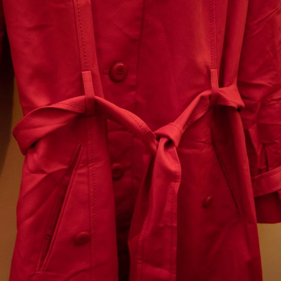 Designer Classique Vintage Classic Red Trench Coat, 70's Vintage Trench Coat NWT - Picture 8 of 16